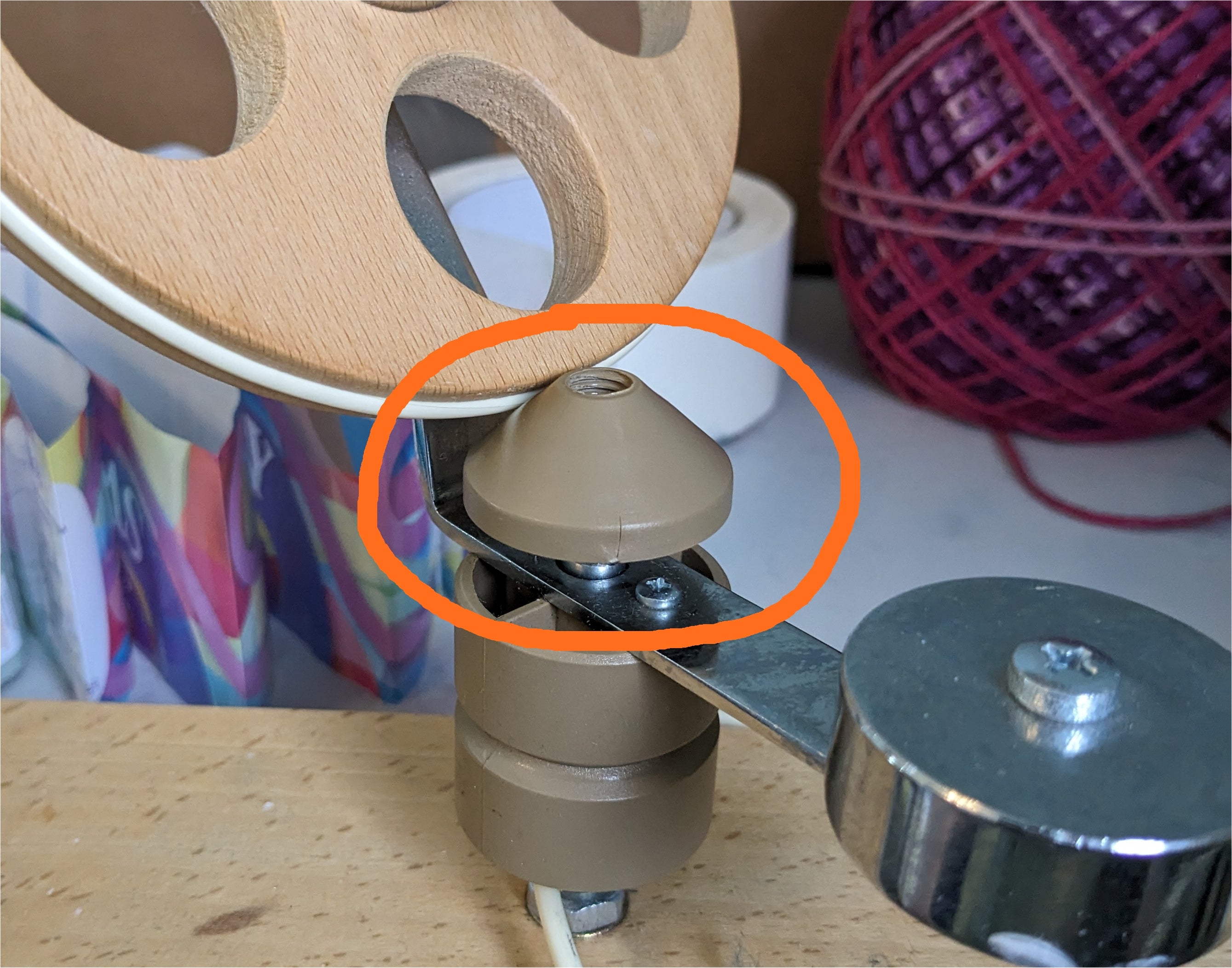 KnitPro Mega Ball Winder interwheel